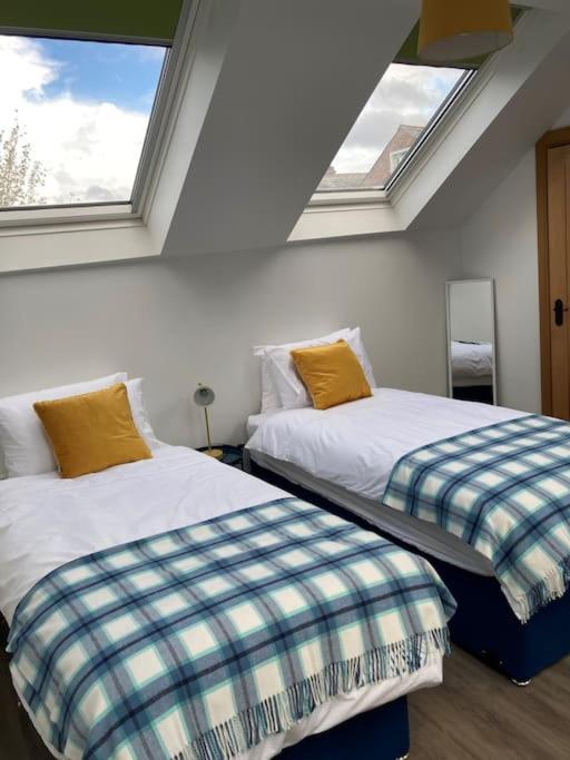 Cosy 2 Bedroom Coach House Belfast Extérieur photo